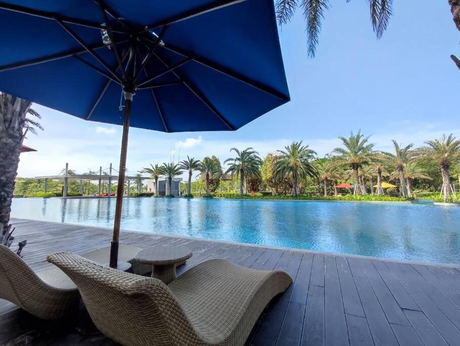 Pik Family 2 Bedroom, 5 Beds & Balcony Best View Jakarta Exterior photo